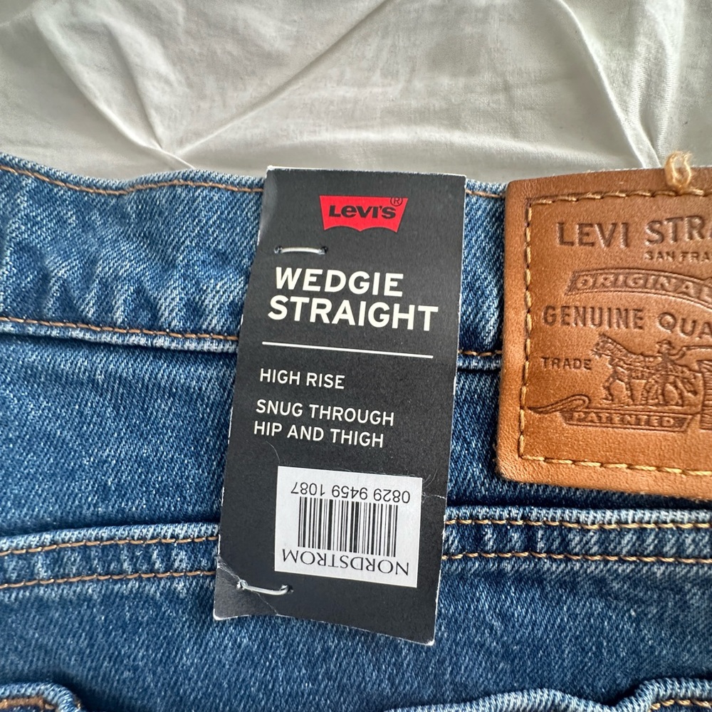 Levi’s Wegdie Jeans NWT